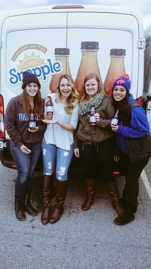heathercasey_'s tweet photo. #welovesnapple #straightupteatime #lovesnapple https://t.co/naCsuPMwwb