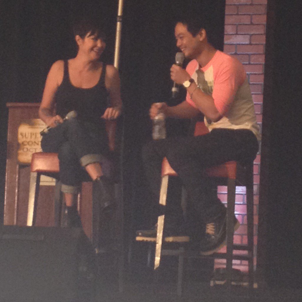 punkin3484's tweet photo. @kimrhodes4real &amp; @OsricChau #ChiCon https://t.co/2EyEWXz8HC