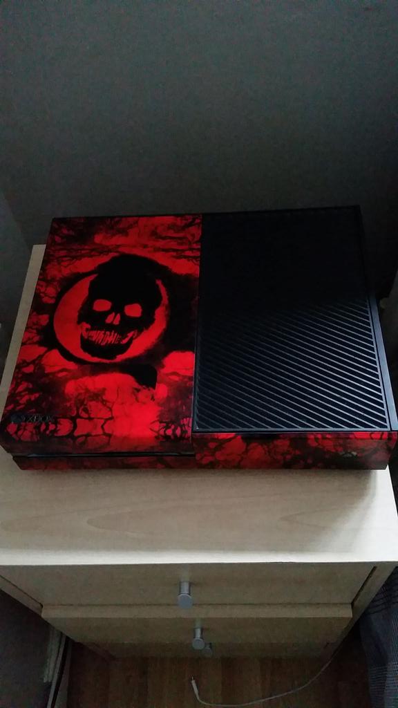 CaLL_Me_Z3D's tweet photo. Back in your hole !! #gearsofwar #XboxOne https://t.co/UkEUcjjut1