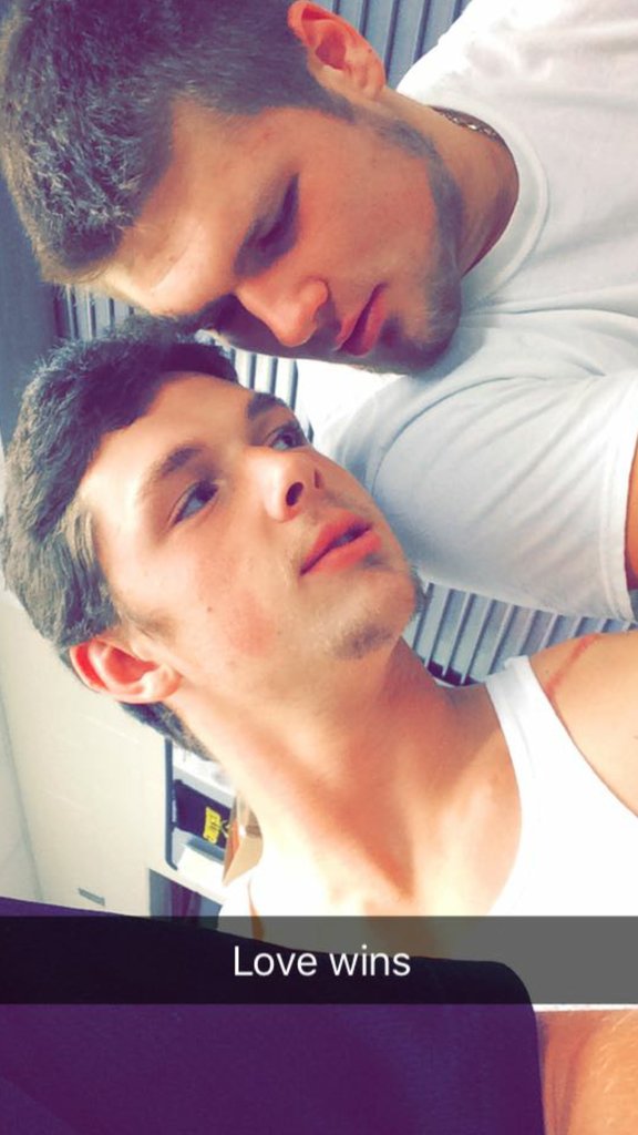 TVModelStudents's tweet photo. Tri-Valley Model Students Bryce and Hayden supporting Ohio's freedom of Gay Marriage #GodBless https://t.co/zfG2z3gMA2
