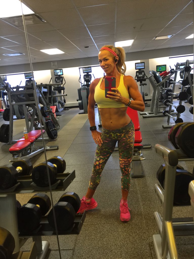 jamiebambler's tweet photo. #ViModel #workout 
@ViSalus https://t.co/dFVtEDLfjY