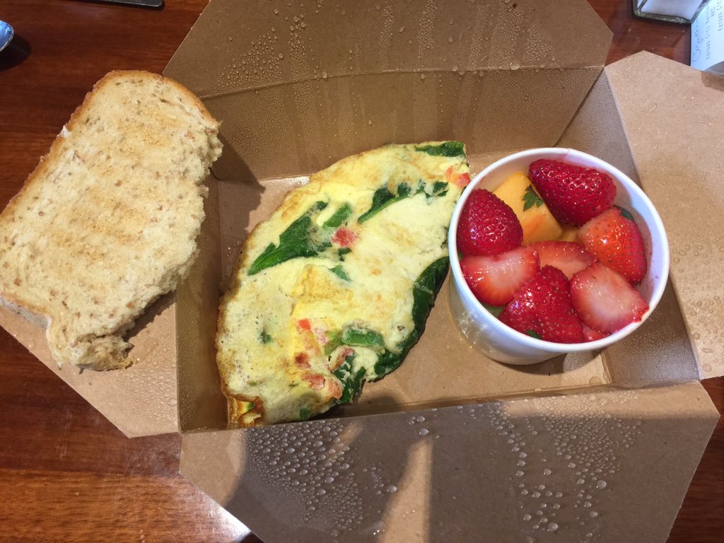 jamiebambler's tweet photo. #ViModel breakfast!!
@cynthiahillfit #eggwhites
@EggWhitesInt https://t.co/ZjCeLQIodE