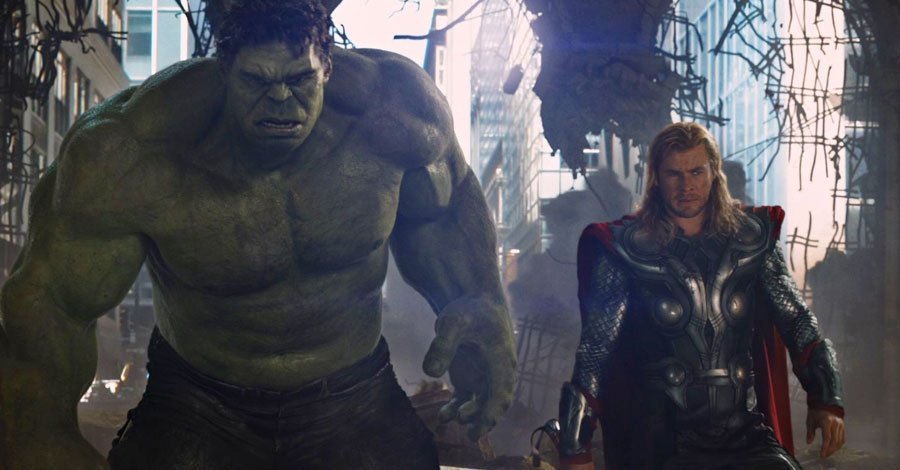 CBR's tweet photo. COMIC REEL: Ruffalo On Hulk's Role In "Thor: Ragnarok"; "Wonder Woman" Villain Report https://t.co/gDJ382yEJc https://t.co/LN2lfgf0dB