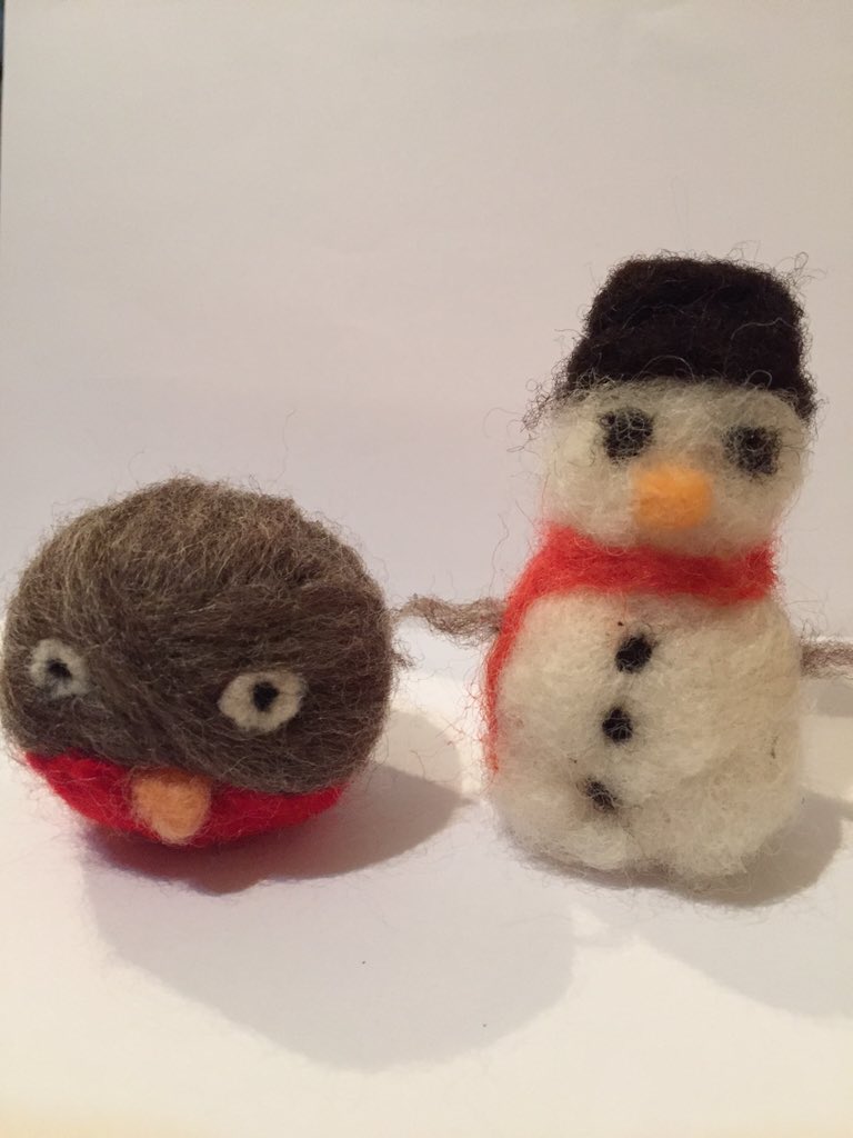 FFworking's tweet photo. @esgwsd2015 @knitwit54 fab time learning to needle felt thank you https://t.co/PbaqvEfJoM