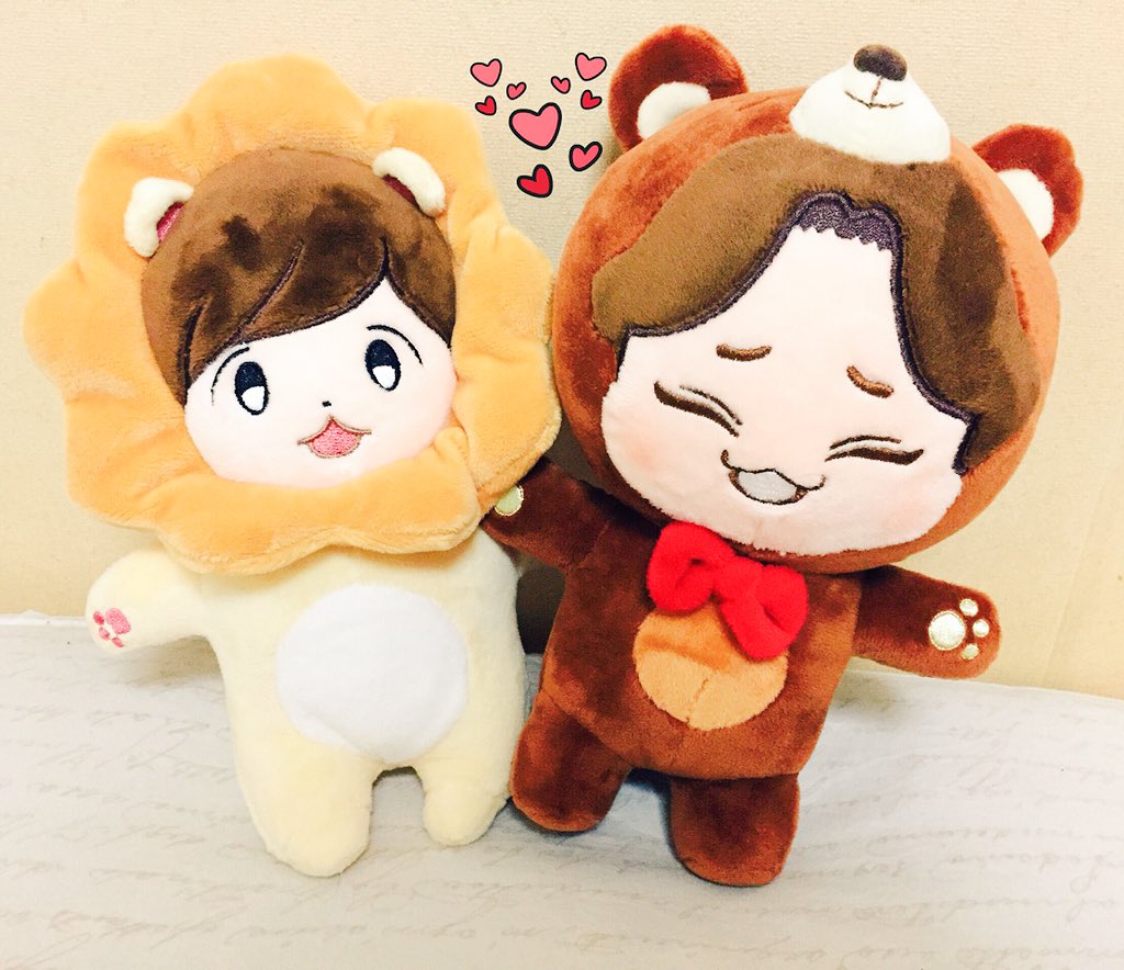 exosaranghaeTT's tweet photo. -w-?마마 져기 누가이써어!
•w•넌 누구야아-? 사자야-?
'ㅅ'깹성~뀽뀽이가와썽~! ㅇwㅇ! 뀽뀽이댜!
>w< 이제우리ㅜ같이사는고야? 죠아아-!
'ㅅ'* 뀽뀽이도 좋아~깹성~ https://t.co/dPzygojXR9