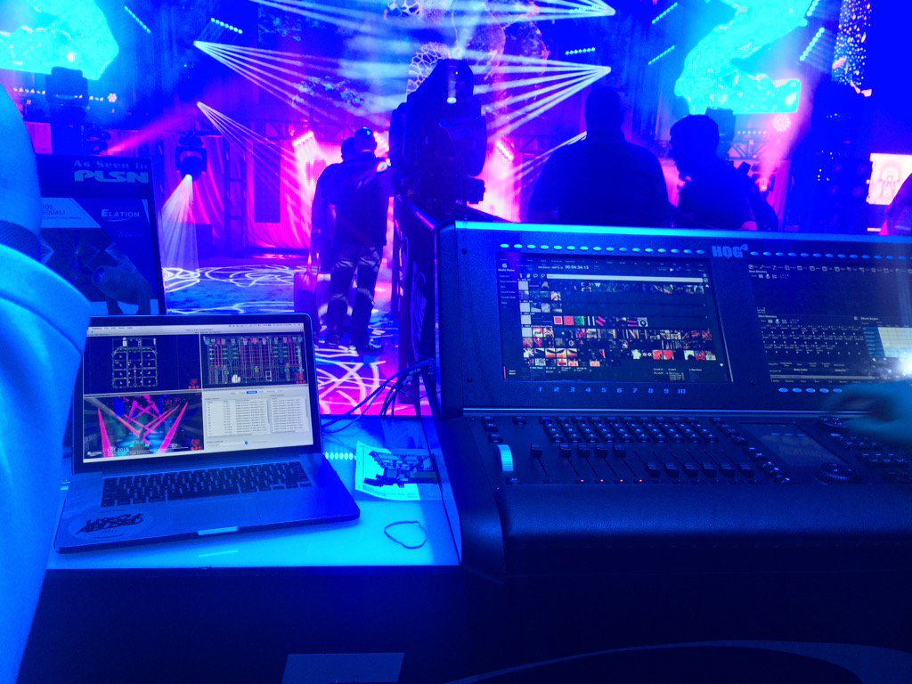 DeltaSavas's tweet photo. Ready for LDI day two! #design #technology #lasvegas #LDI2015 https://t.co/BjbRKMiNjT
