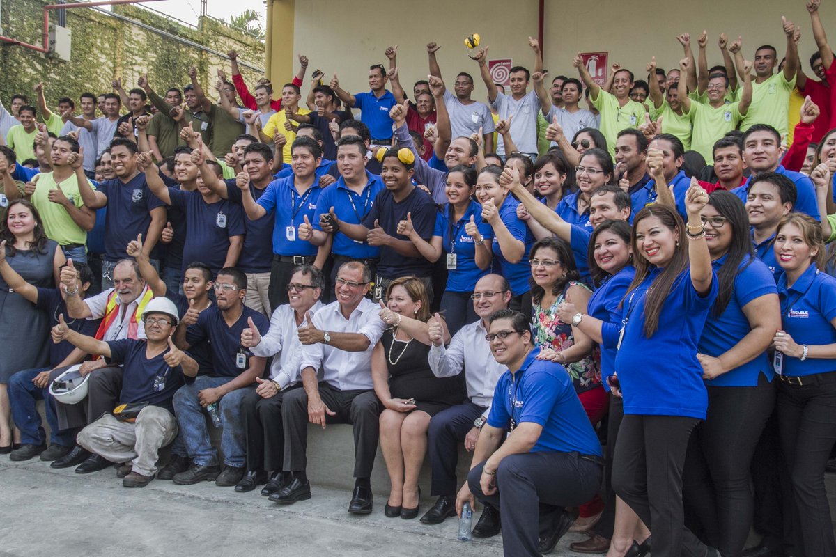 CFN_ECUADOR's tweet photo. .@JorgeGlas "La banca pública, el motor financiero del cambio #MatrizProductiva #CFN" #Enlace447 #ProgramaProgresar https://t.co/FMqFOuy17H