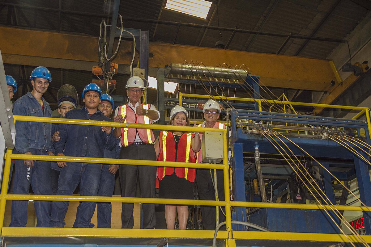 CFN_ECUADOR's tweet photo. .@JorgeGlas "Con el #ProgramaProgresar hemos entregado más de $200 millones para el sector empresarial" #Enlace447 https://t.co/NaBigz5onw