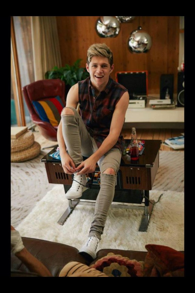 BilouHoran's tweet photo. #EMABiggestFans1D https://t.co/CEjbOVtUfu