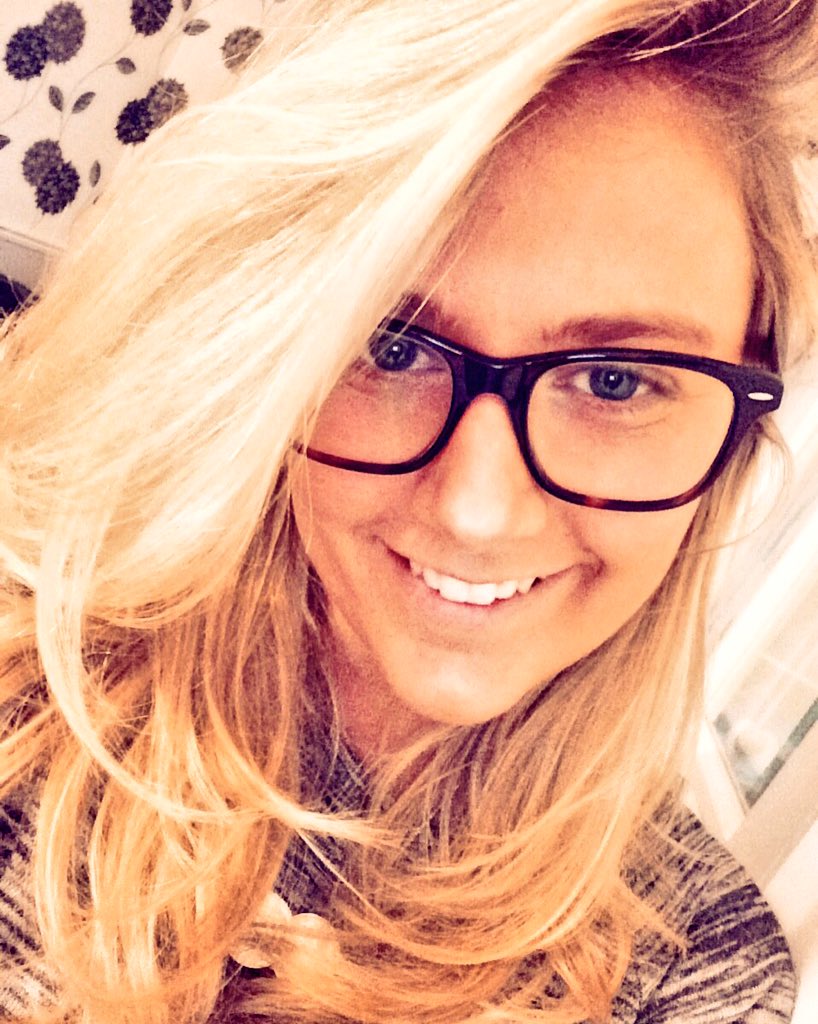 EllieFlasherX's tweet photo. https://t.co/quvDMvP6PK