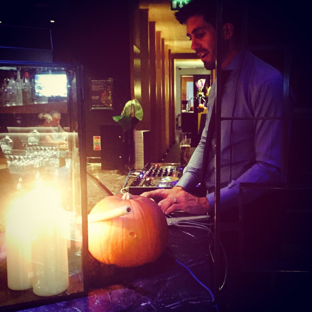 LACoughlan's tweet photo. @STEVESIMPSONDJ playing the pumpkin @FitzwilliamBEL 🎃🎃🎃 #Halloween #fitzclub https://t.co/9laknpoq5w