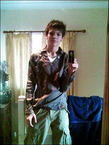 hiccup_larry's tweet photo. рт даже не для победы,а для того чтобы такие фото альфа самца не потерять 😂
#EМABiggestFans1D https://t.co/fmK2NvwCiX