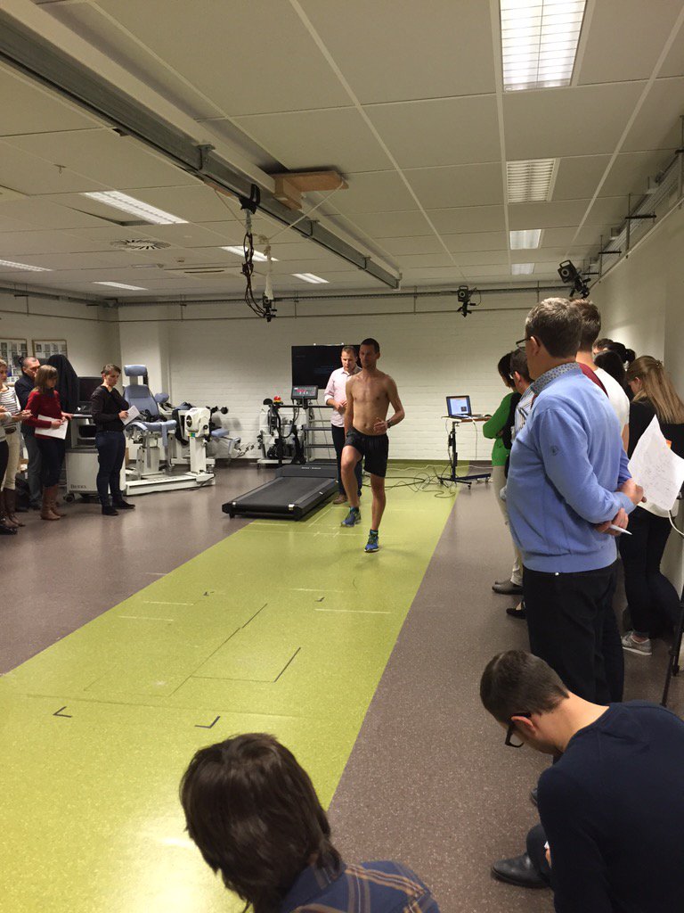 Vandaag aanwezig op workshop 'Preventieve biomechanische screening en analyse bij lopers' <a href="/running_smart/">RunningSmart.be</a>