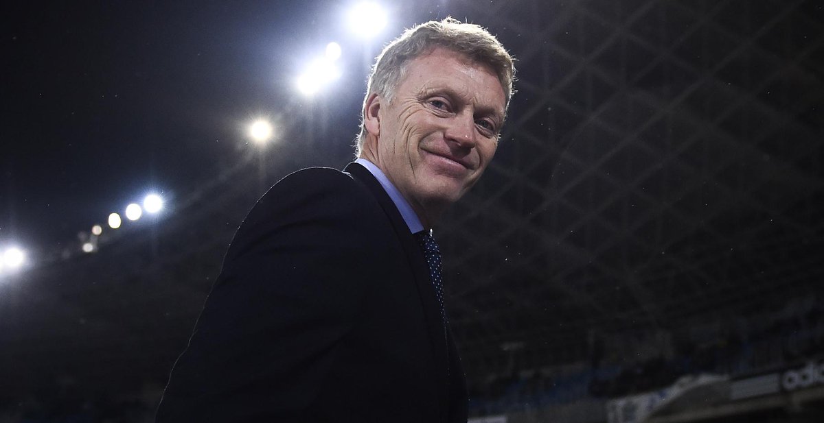 bet365's tweet image. Defending Premier League champions after 10 games:

Moyes at Man Utd: 17 points
Mourinho at Chelsea: 11 points