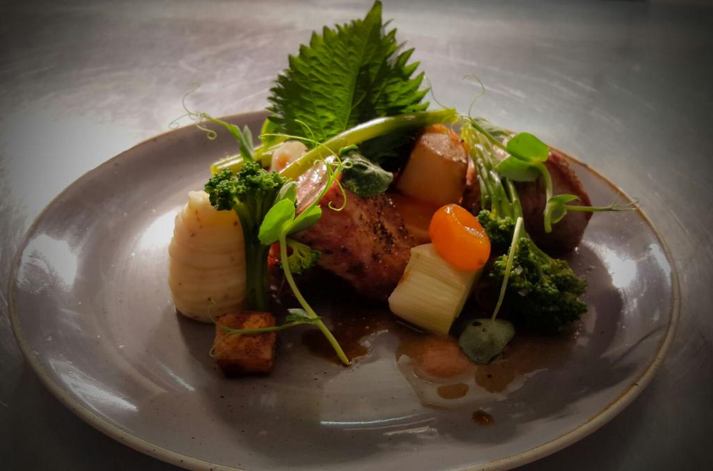 chris howe (@howechrisdf) on Twitter photo #pork fillet @BarAshtons <a href="/GoodFoodIreland/">Good Food Ireland®</a> <a href="/RAI_ie/">Restaurants Association of Ireland</a> <a href="/fahey_rossa/">Rossa Fahey </a> @barryathartes <a href="/dewdropinnkill/">Dew Drop Inn & Brewhouse</a> #pork fillet @BarAshtons <a href="/GoodFoodIreland/">Good Food Ireland®</a> <a href="/RAI_ie/">Restaurants Association of Ireland</a> <a href="/fahey_rossa/">Rossa Fahey </a> @barryathartes <a href="/dewdropinnkill/">Dew Drop Inn & Brewhouse</a>