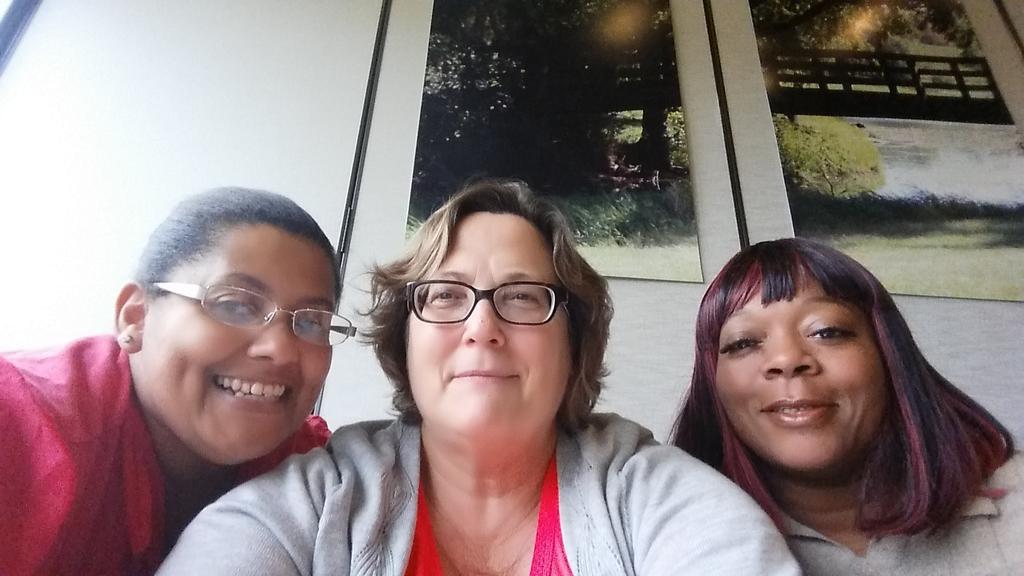 neighbrily's tweet photo. Mayor's Neighborhood Conference talking about community suppers #neighbrily @CityofMadison https://t.co/F5PRcKOD1x