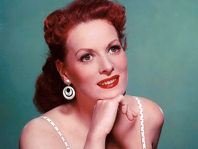 IrishRedheads's tweet image. Maureen O’Hara #RIP You will always be our bright shining redhead star!