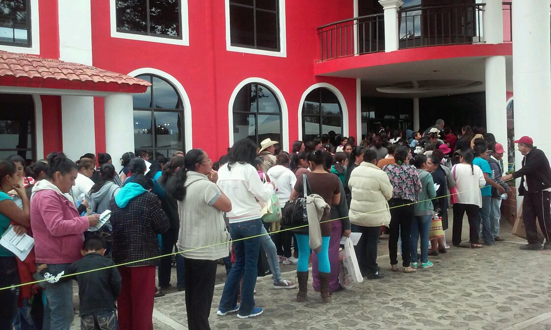 Idalid08111983's tweet photo. @ernestopineda51 @Onesimo_Serrano Moviendo a México en a tornillos el grande https://t.co/UGTz6XhgLN