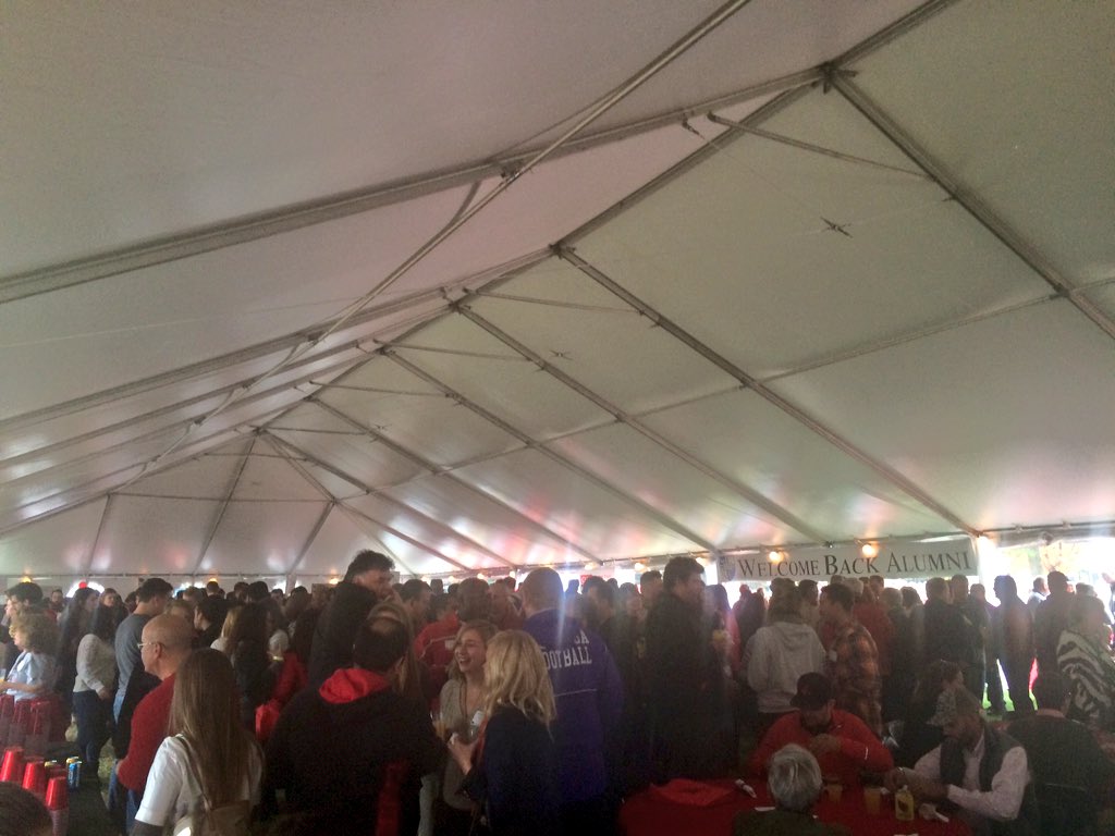 KatrinaMarie8's tweet photo. Everyday is great day to be a @CatholicUniv Cardinal! @CUAalumni #CardWknd15 #DeusLuxMeaEst #CUAlovesthePope https://t.co/syPDnh4NtV