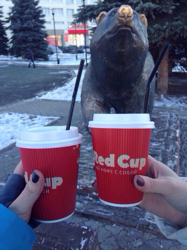 Anasteshon97's tweet photo. Безумие бодрит луч��е, чем кофе 🗡😏🌪#redcup #пермскиймишка❤️ https://t.co/s7Ds7QTe1b