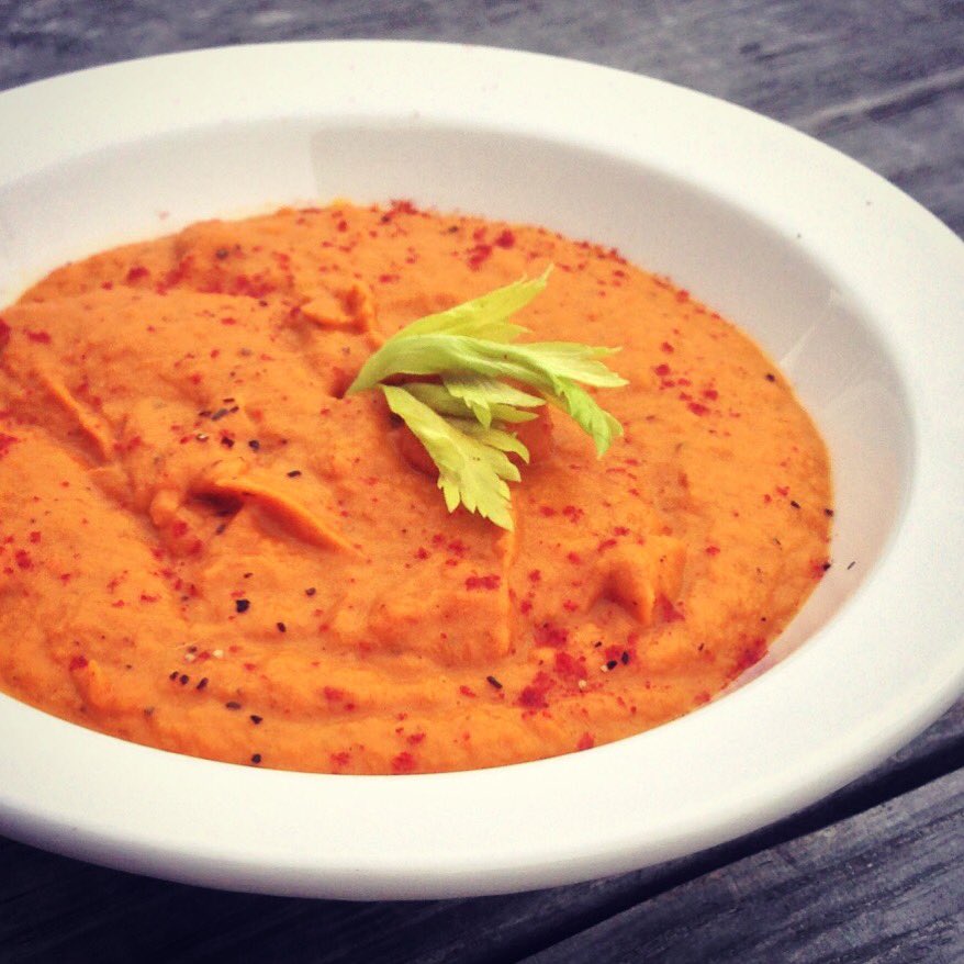 anniemoons's tweet photo. Try our roasted red pepper &amp; carrot with peanut. It's meat-free, dairy-free, gluten-free, and delicious! #vegan #stl https://t.co/x5BcxTdzuR