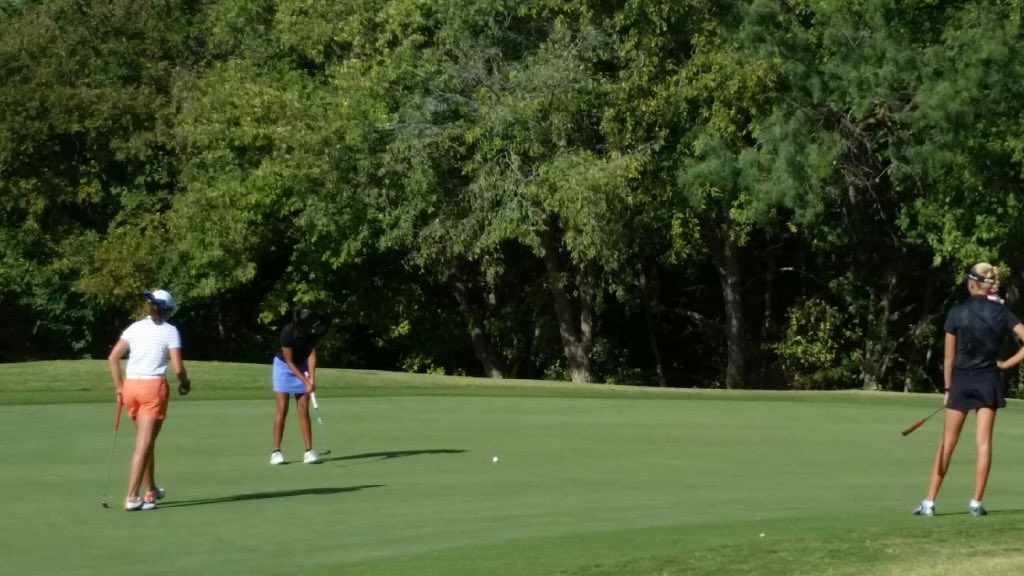 Serenasgolf's tweet photo. Had such a great time playing last weeks Legends Tournament at Tangle Ridge Golf Club! Coming in 6th place-74,76! https://t.co/5TIwSFFZac