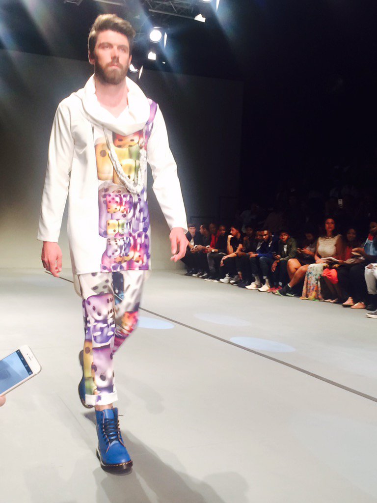 People_SA's tweet photo. Great way of using earthy colours. Knits for guys, we think...... YES @safashionweek #TouchOfBling https://t.co/X9sposLcc0