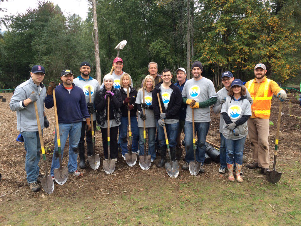 KING5Seattle's tweet image. The #king5 tree planting team at Confluence Park @MTSGreenway #MDDay #tegna @cityofissaquah
