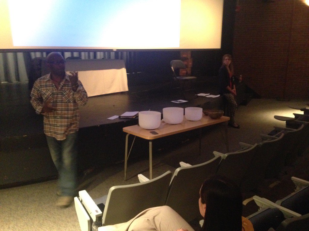 NAMIConnecticut's tweet photo. Toivo: A Mind-Body Approach to Recovery, presented by
Kelvin Young, & Hilary Bryant, from Toivo. #hcsmct #namict https://t.co/aPHGKrOQbE
