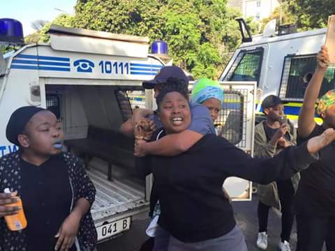Petunia_TheOne's tweet photo. Look what #IncreaseOfFees has done to Innocent students who want NOTHING but EDUCATION!! @PresidencyZA haai smh!!! https://t.co/UTGliT4lkU