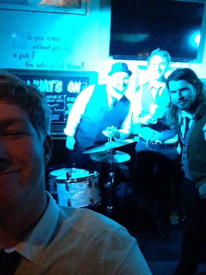 TheGunShow4's tweet photo. Never a dull night @ONeillsWinch, great venue, great crowd, and back there next week for Halloween https://t.co/yTDAKDejdP