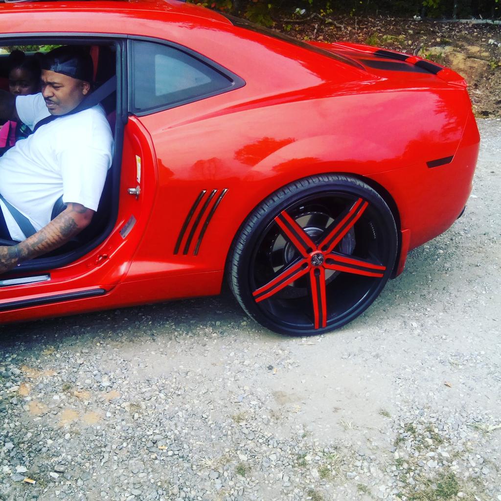 KallMeMarlo's tweet photo. This how bro pulled up on me today lol https://t.co/5wuH0W0BmJ