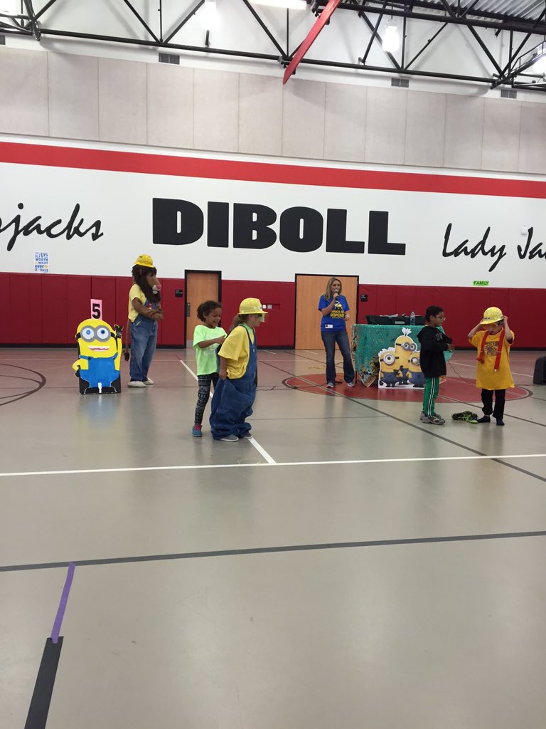 MichielleMorris's tweet photo. Drug free pep rally kick off! #eljacks @ElemJacks https://t.co/mQiSpgdYqg