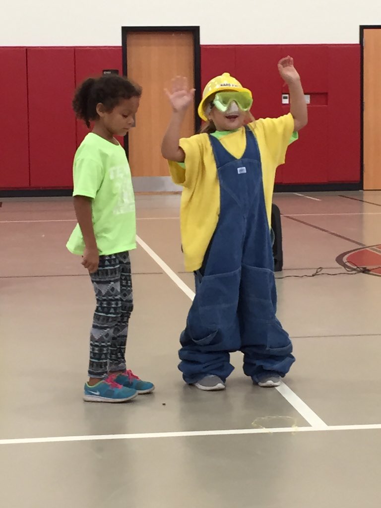 MichielleMorris's tweet photo. Drug free pep rally kick off! #eljacks @ElemJacks https://t.co/mQiSpgdYqg