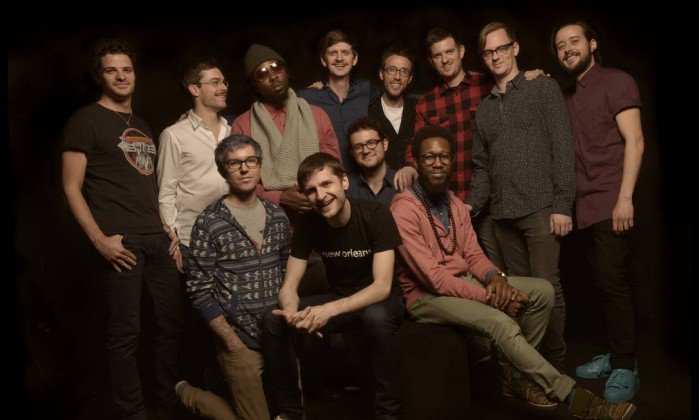 JornalOGlobo's tweet photo. Ala jovem do jazz, banda fusion Snarky Puppy renova gênero. https://t.co/2roYPF0HcZ https://t.co/EgofHiL105