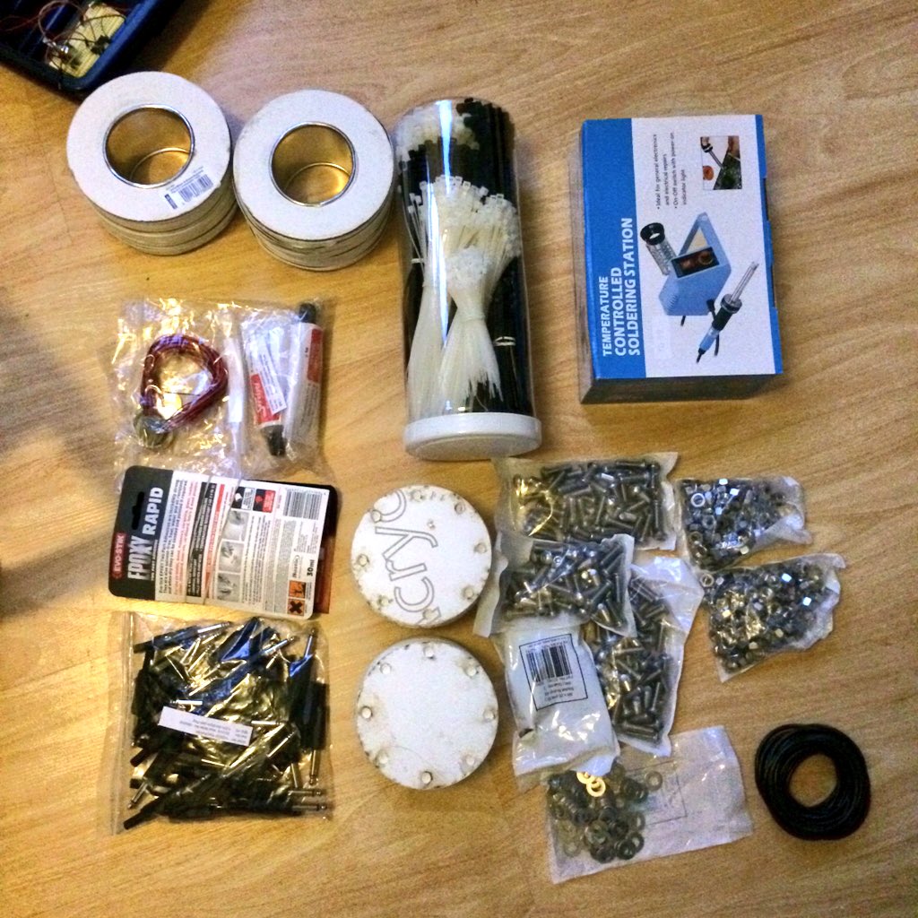 Tim4Shaw's tweet photo. And also materials for the hydrophones curtesy of @BenjaminFreeth #transmitreceive @Discovery_Mus https://t.co/W2nhx92M6f
