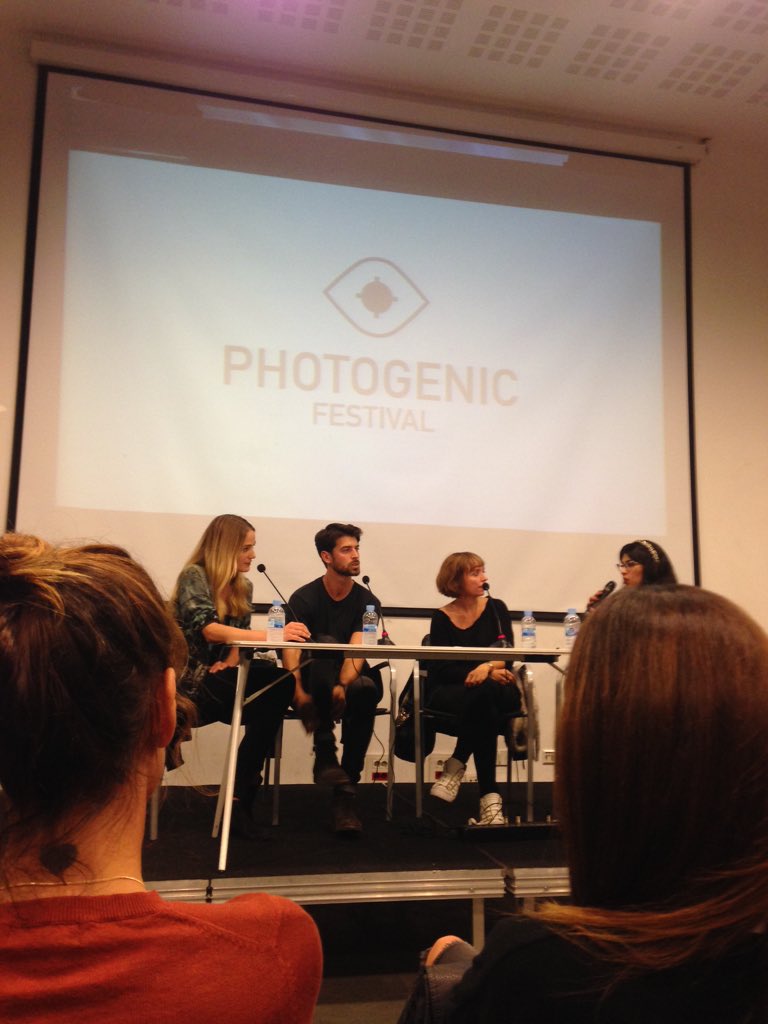 ruthllopis's tweet photo. Mesa redonda #fotografíaymoda amb @MartaEspanol @ferrancalderon y la fotógrafa @MireiaCastane #PhotogenicFestival https://t.co/4KtWWv8yoA