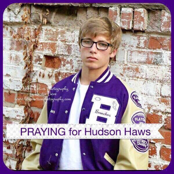zoe2464's tweet photo. #HurricanePatricia #PrayforHub #PrayForStillwater ๐๐ป๐ Please & Thank you. God Bless you all. ๐๐ธ https://t.co/lwsVb496pE