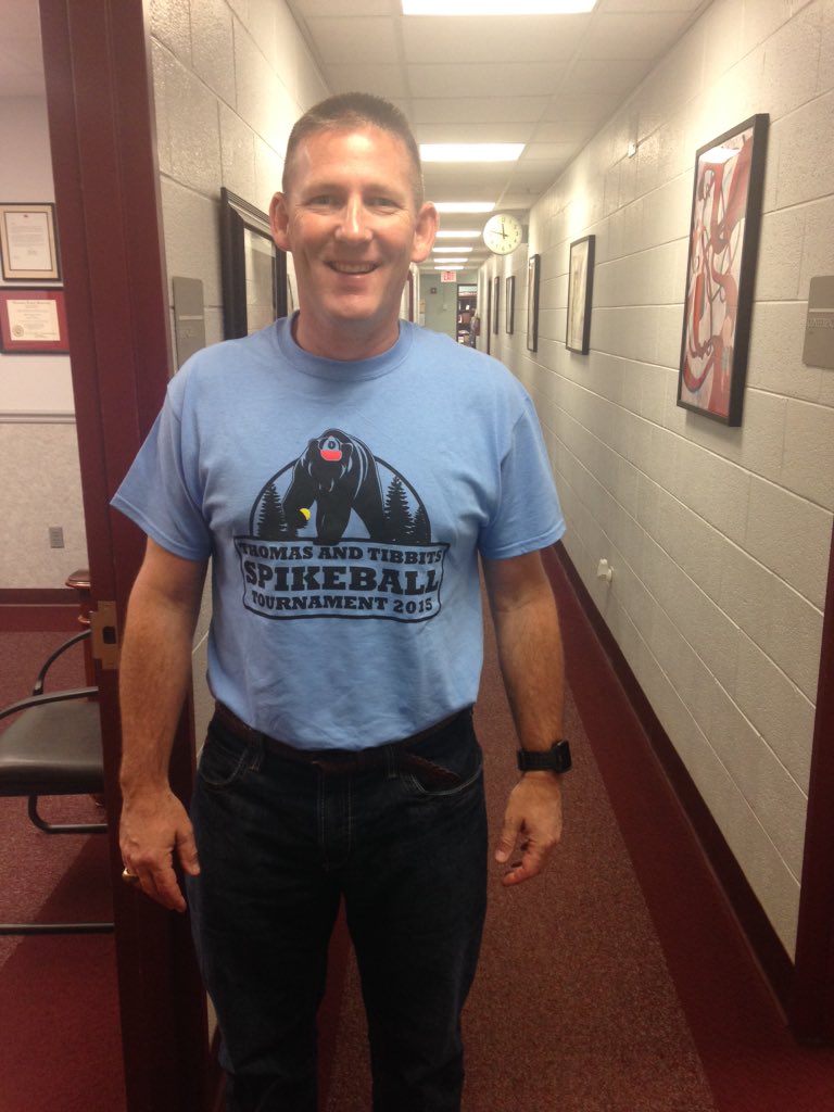TandTCo's tweet photo. Happy birthday @BartlettJC! This is a principal who truly cares about his students. Thank you https://t.co/skbGspXLRT