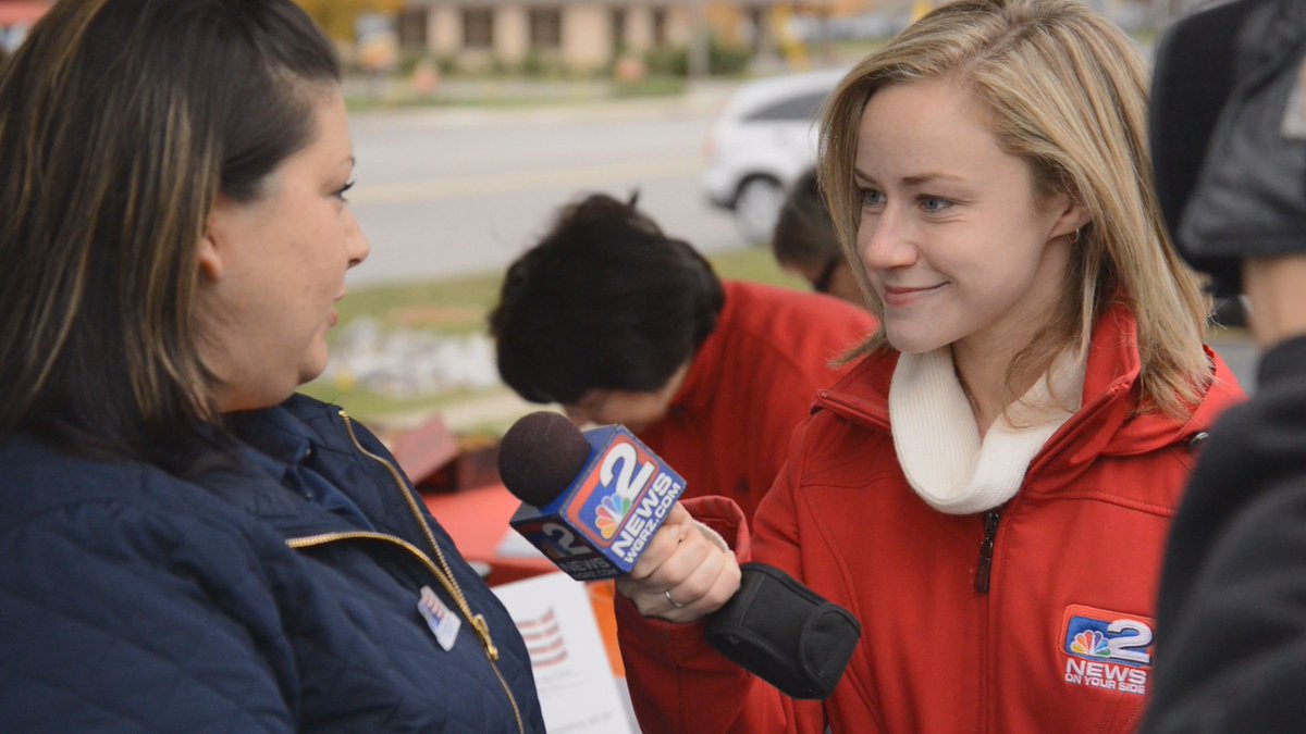 EricaBrecher's tweet image. PIC: Anita from @VOCofWNY explaining live on #Daybreak WHY providing #Suits2Troops matters! @WGRZ #MMDay #teamTEGNA