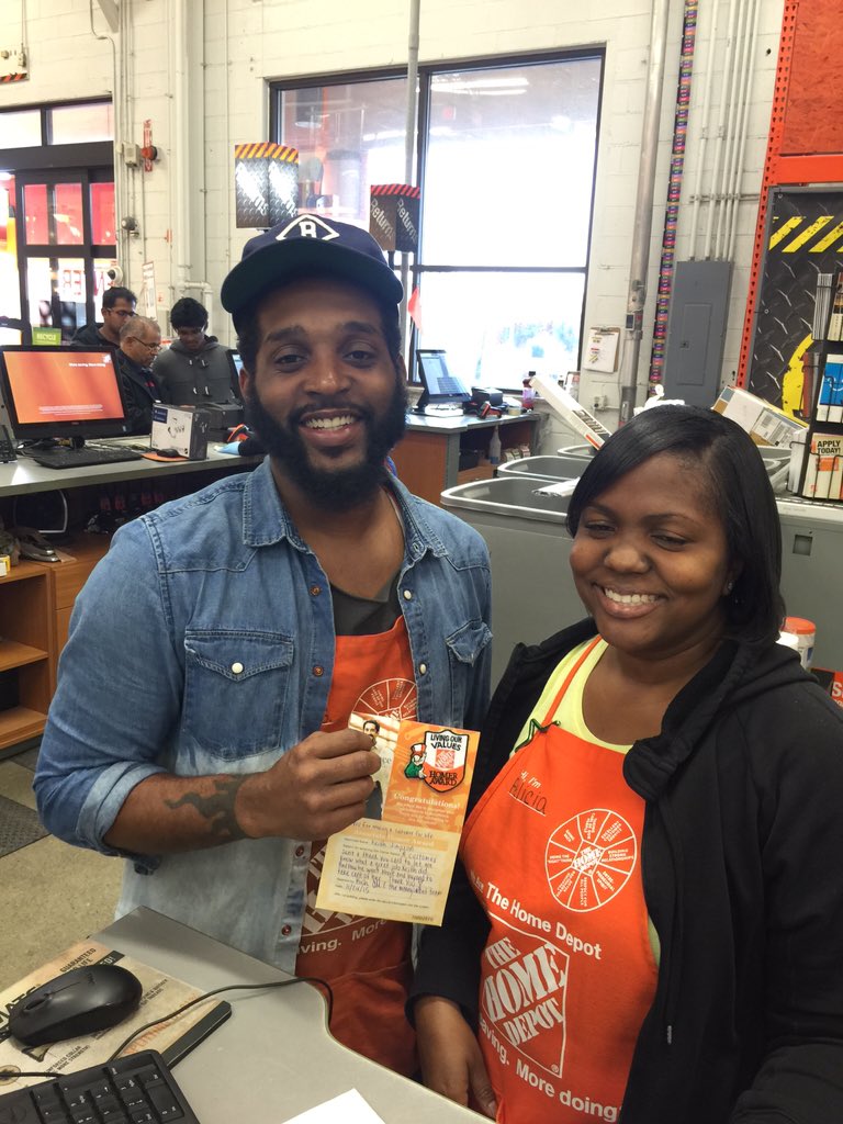 RICHNYMETRO's tweet photo. A customer sent me a hand written thank you card to say Keith's customer service made her a customer for life 👍👍👍 https://t.co/RFfQw0vfYC