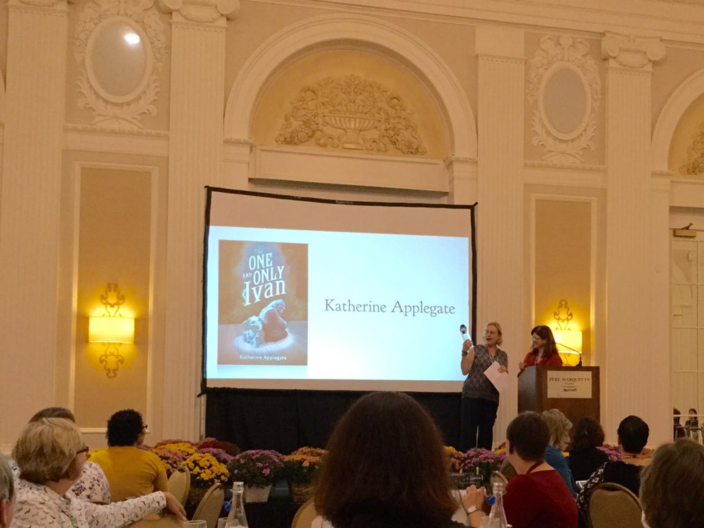 mccsdmedia's tweet photo. Katherine Applegate accepts 2015 Bluestem Book Award for One and Only Ivan #kaauthor #ILLibrary15 #mccsd24 https://t.co/kJ8NZiowSZ