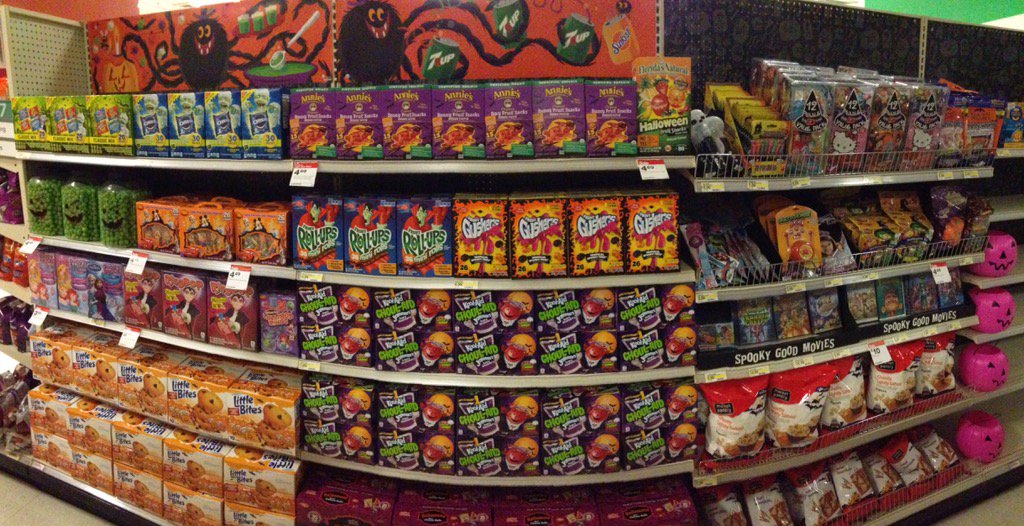 GOSREED's tweet photo. Ready for weekend Halloween candy sales @Hueypritchett @RodneyLast @AmyMaigret https://t.co/W5zDi5i3T2