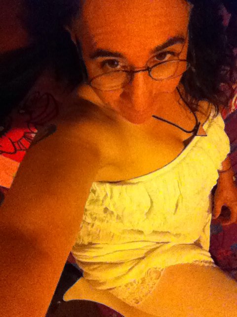 shaggy2871's tweet photo. #hotmom #hotmilf #hotwife #thighhighs #sexyslut #slutwife #needcocknow #hornymilf https://t.co/sEbGxbxUPm