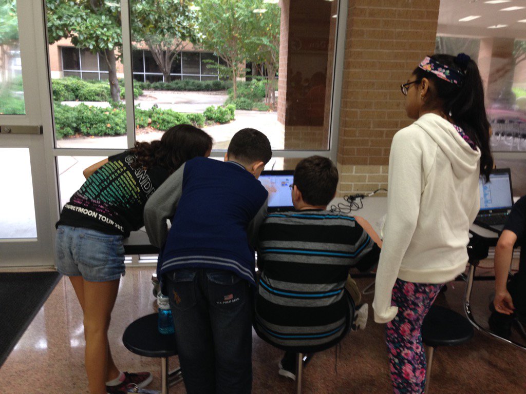 bjlangston's tweet photo. Go DMS!! Scratch coding at work! #FBC3 #digitalFBISD https://t.co/tT3CeKMEnX