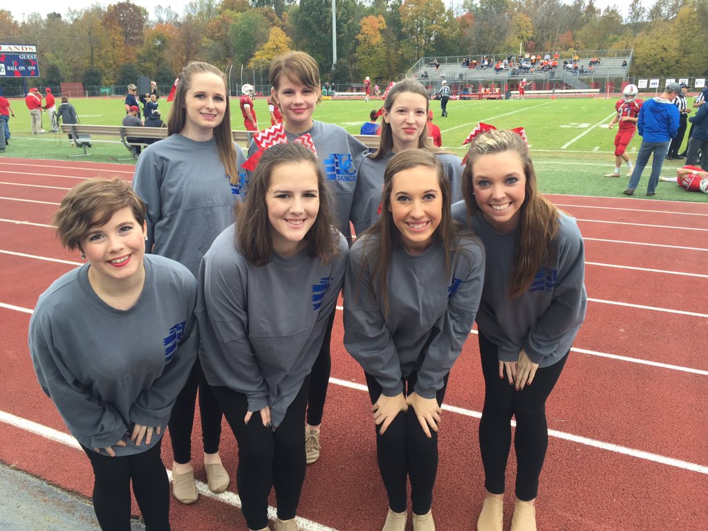 uc_dance's tweet photo. Fun times performing Fancy at today's game! #patriotpride #gopats @UC_Patriots https://t.co/iB2GmT4LqB
