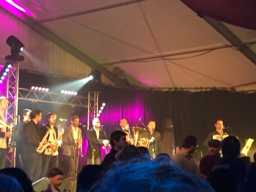 Mercierl91's tweet photo. Ce soir à Redon avec @APATAULT et @maximepicard1 pour le Fest Noz de la Teillouse #AvecLeDrian #Bretagne2015 https://t.co/WdSoFQpJGF