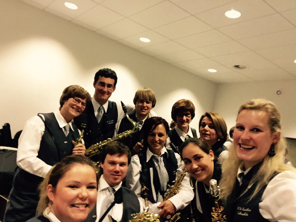 FerventisU's tweet photo. #SaxPower #Saxenaandemacht #Saxophones #Saxofonen https://t.co/ikPiewe5Zr