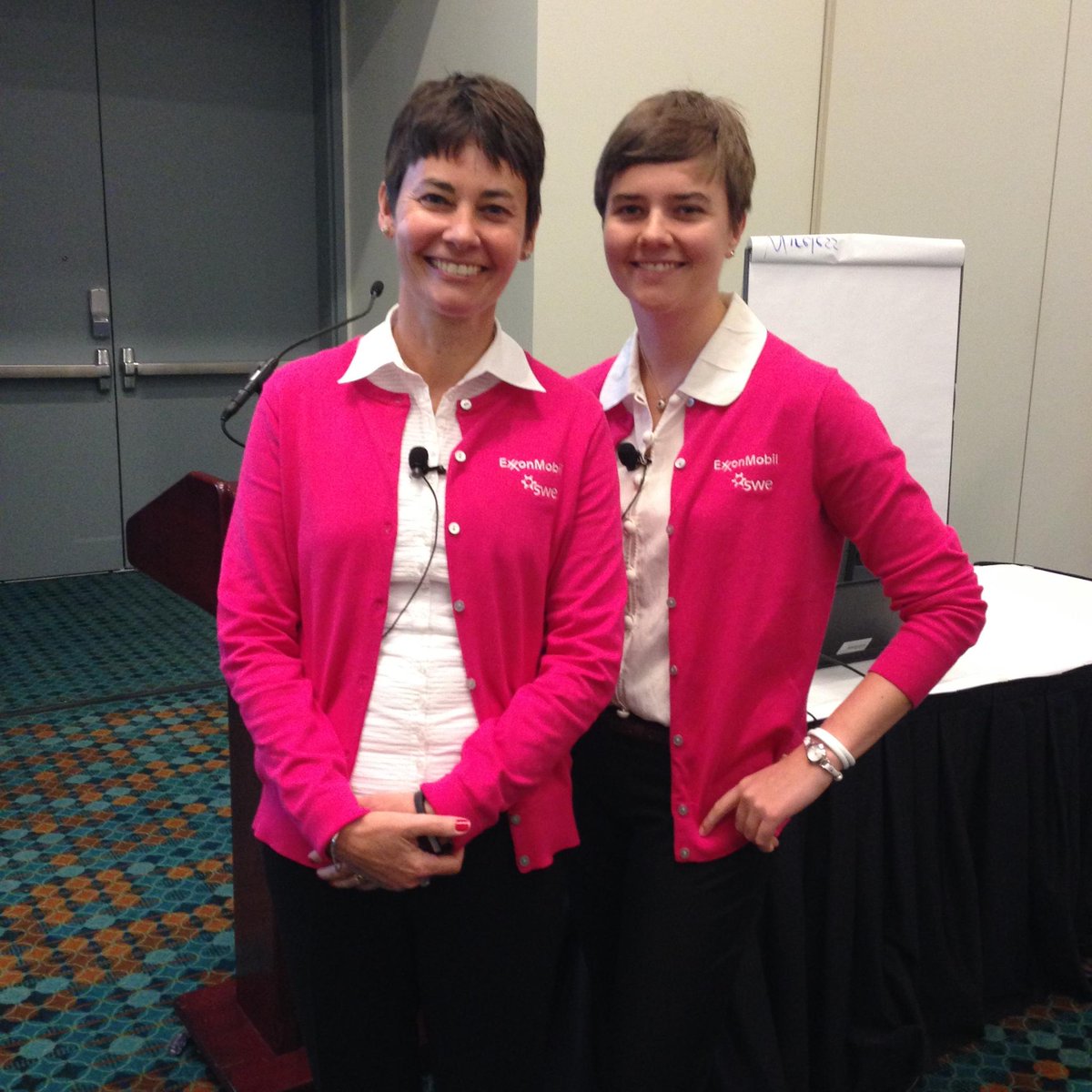 exxonmobil's tweet image. Mom &amp;amp; daughter #engineer duo share what it's like to BOTH #BeAnEngineer @ #WE15! #ILookLikeAnEngineer #XOMEmployees