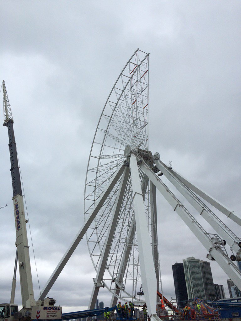 NavyPier's tweet photo. More progress! #Ferrwell https://t.co/ov7uXb6hjH